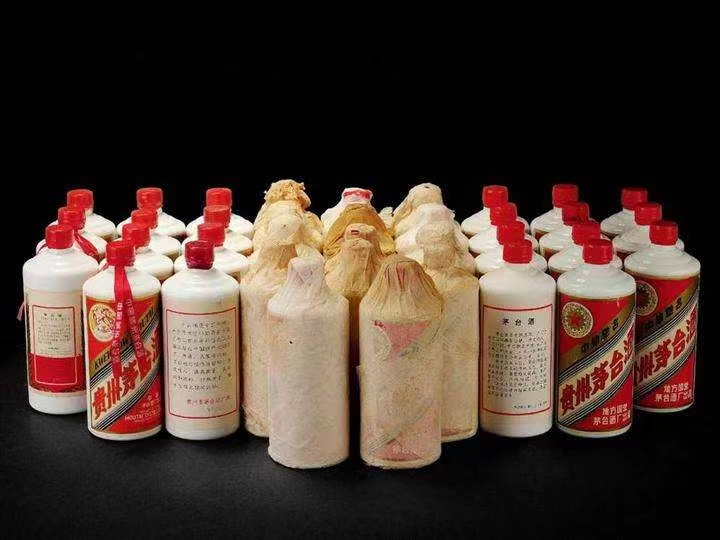 麦积日照岚山回收酒价格哪里回收(附近上门回收茅台酒）?